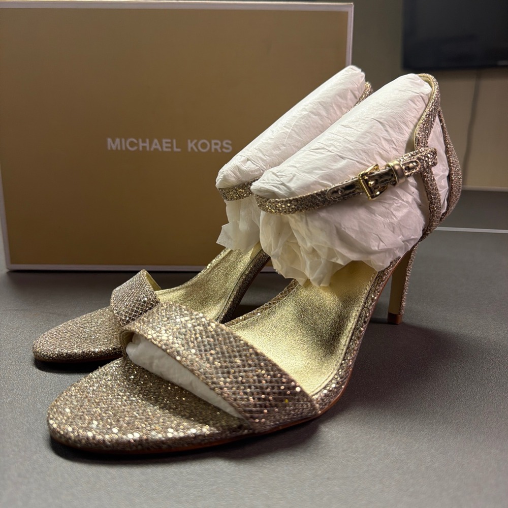 New $120 Michael Kors Simone Mid Sandal Metallic Embossed Pale Gold Leather Sz 8